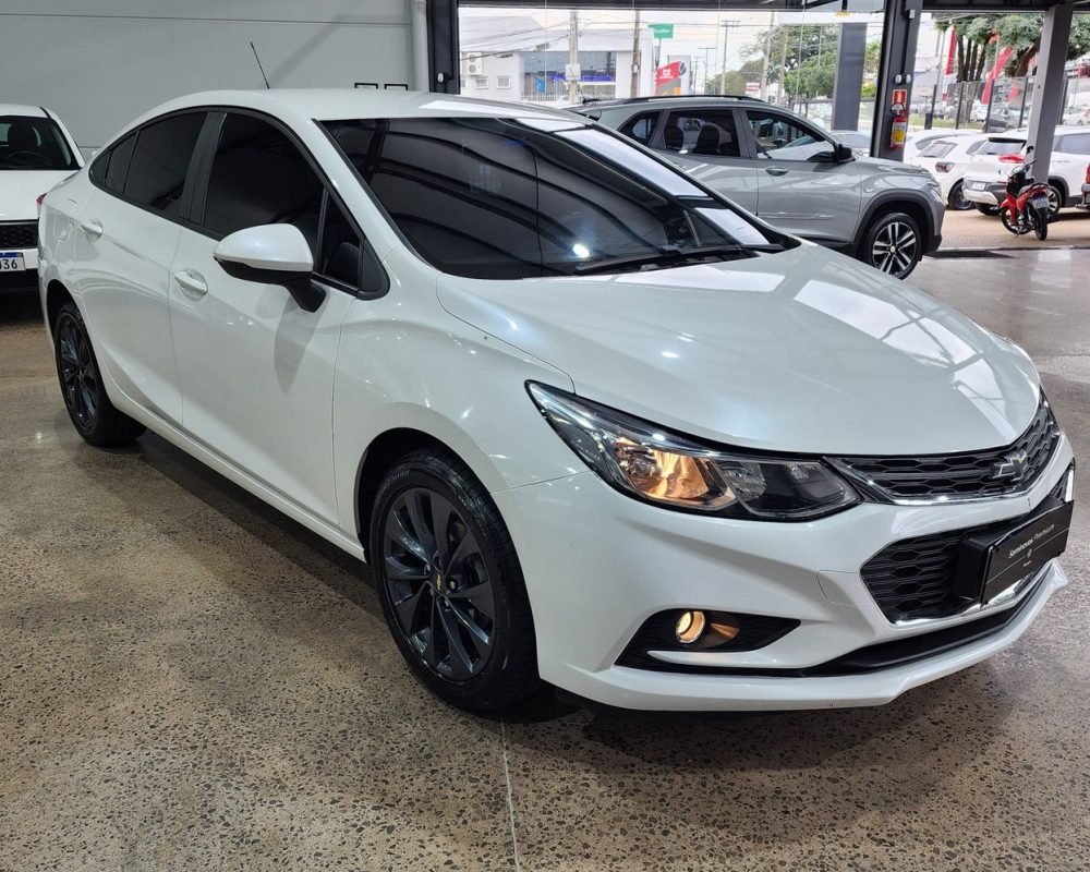 369162-chevrolet-cruze-20250512113034911174