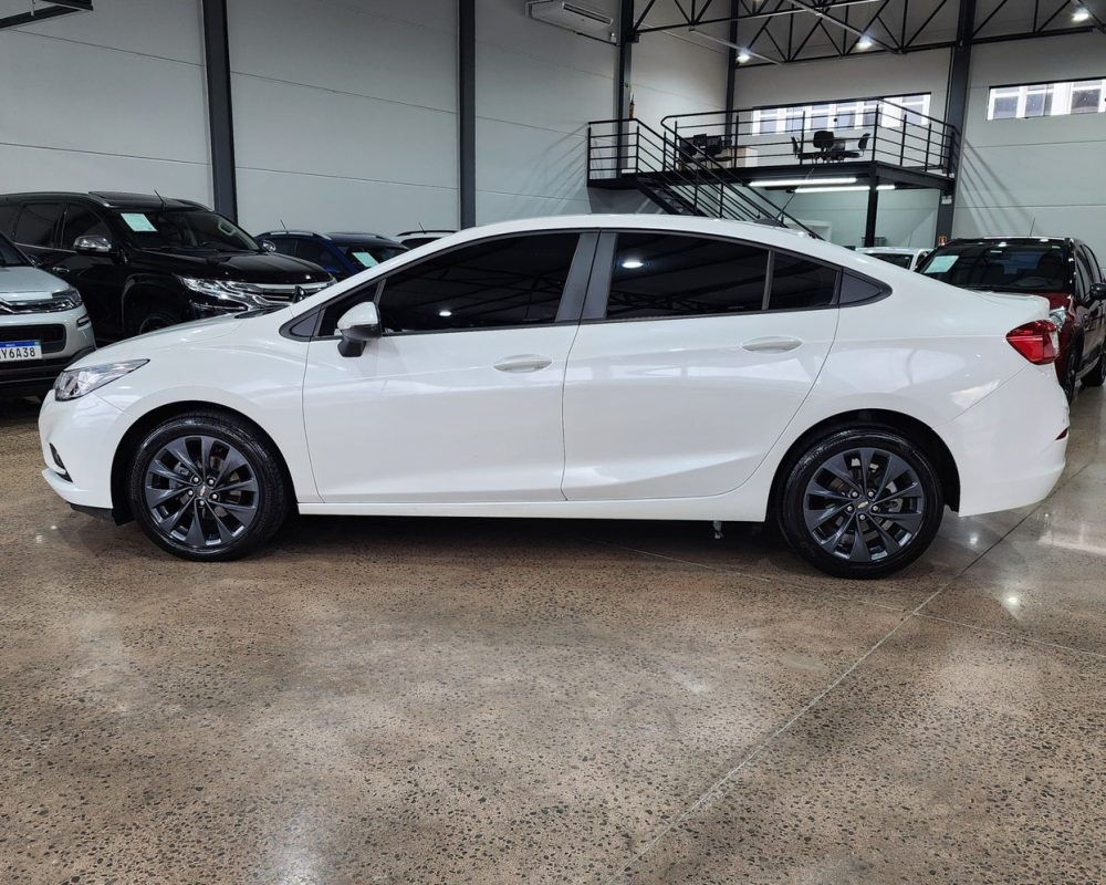 369162-chevrolet-cruze-20250512113100280255