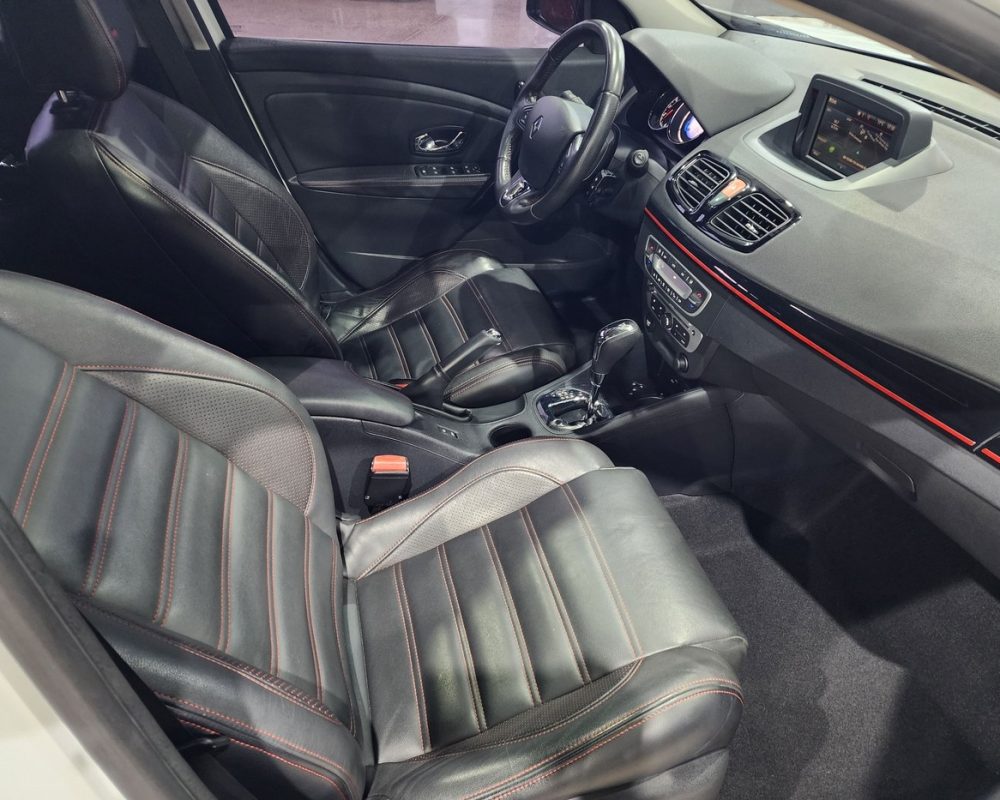 372541-renault-fluence-20250530162429184625