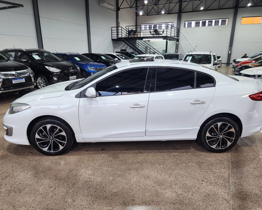 372541-renault-fluence-20250530162500937446